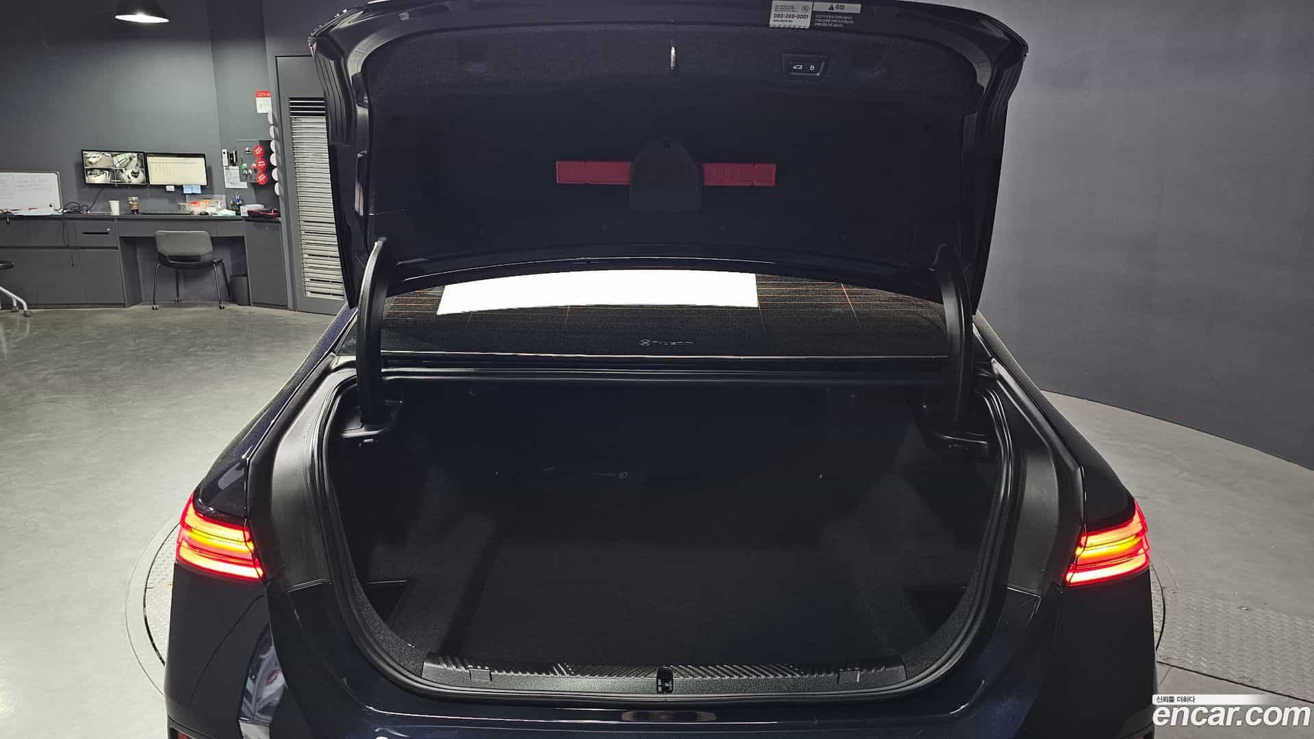 5-Series BMW 2025.7-OPTION-024