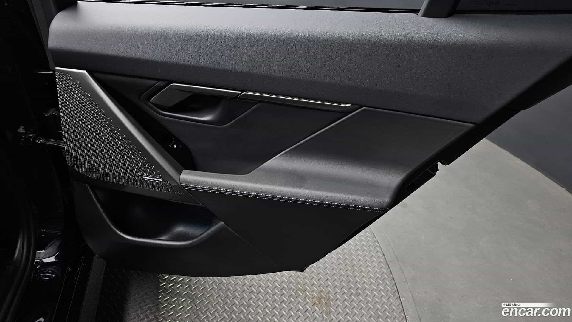 5-Series BMW 2025.7-INNER-035