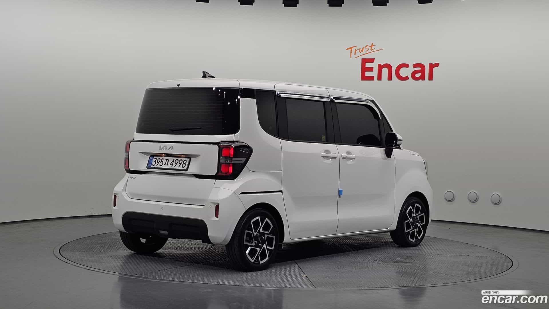 RAY Kia 2024.0-OUTER-002