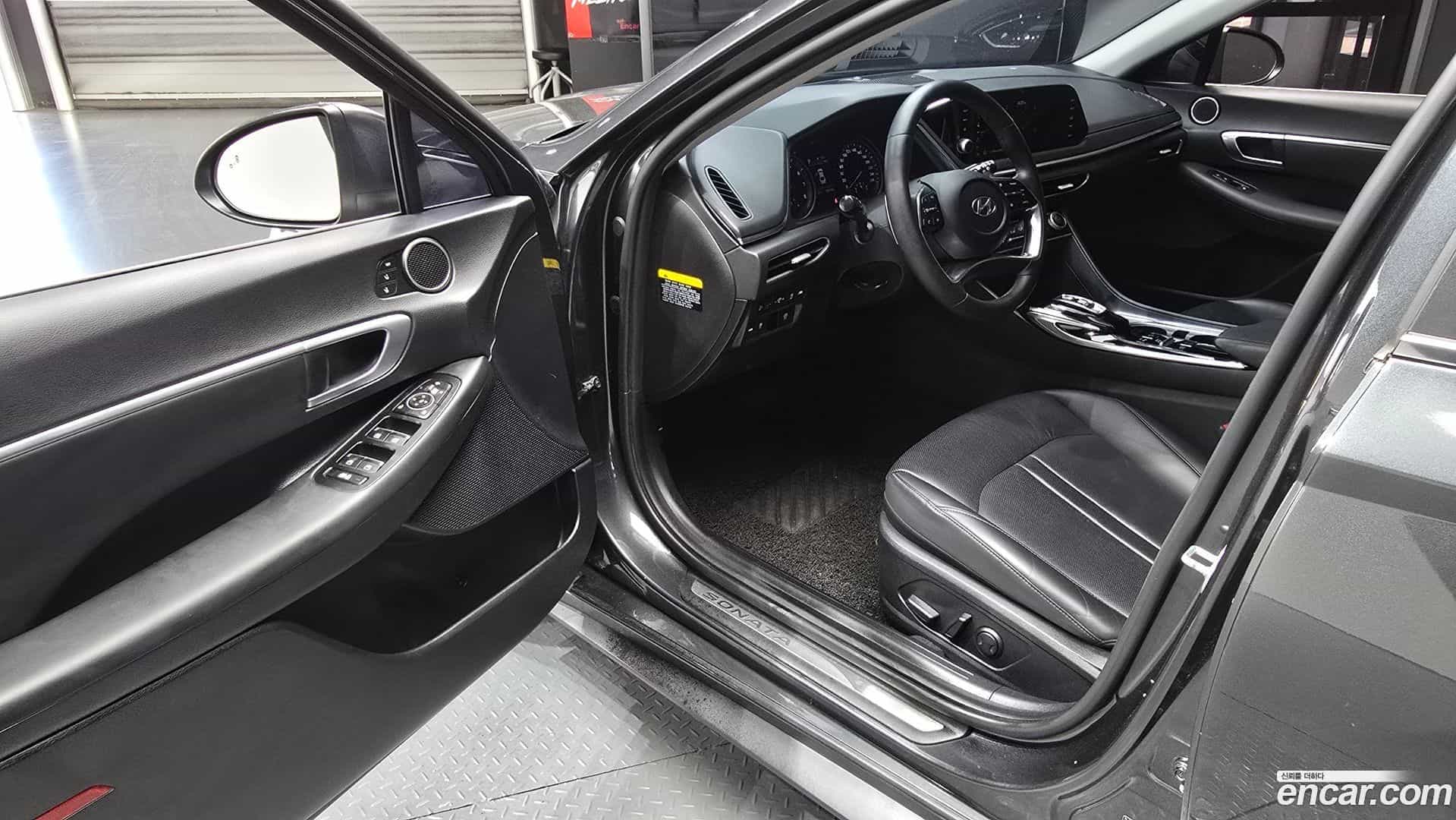 Sonata Hyundai 2019.6-INNER-010