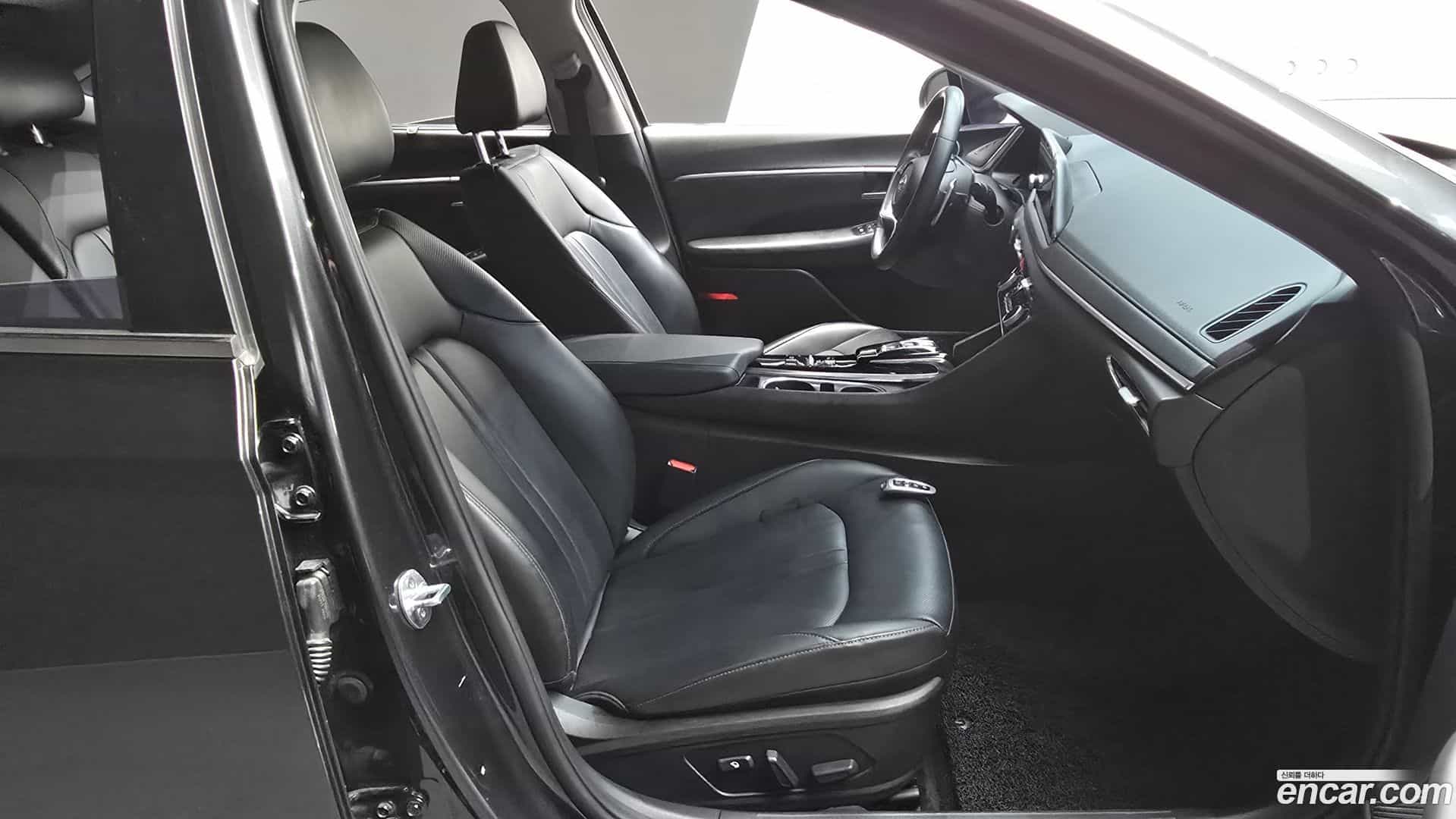 Sonata Hyundai 2019.6-INNER-036