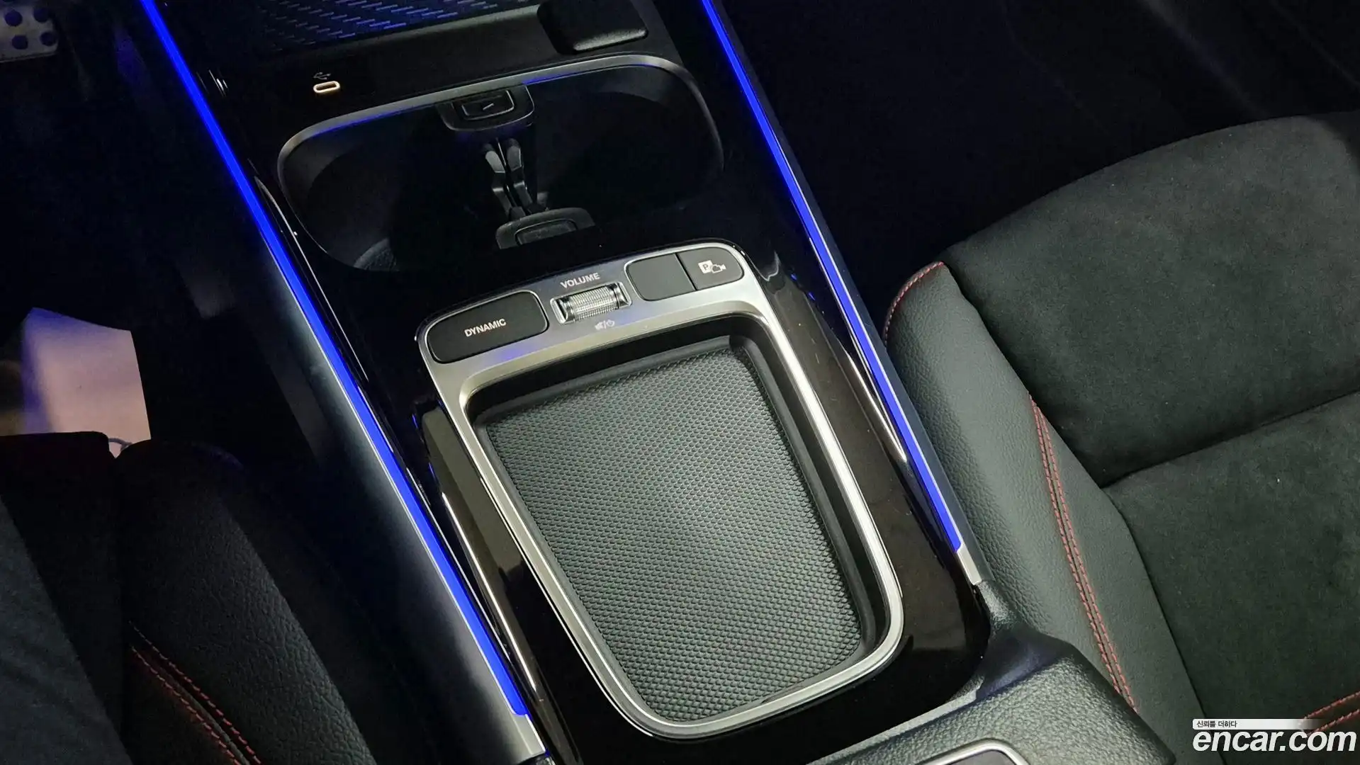 GLB-Class Mercedes-Benz 2025.3-OPTION-023