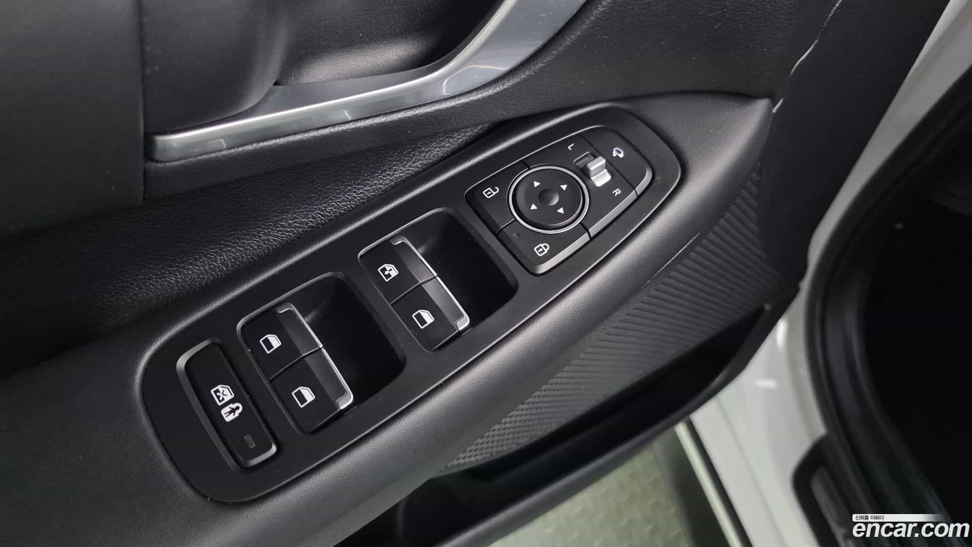 Sonata Hyundai 2019.10-OPTION-021