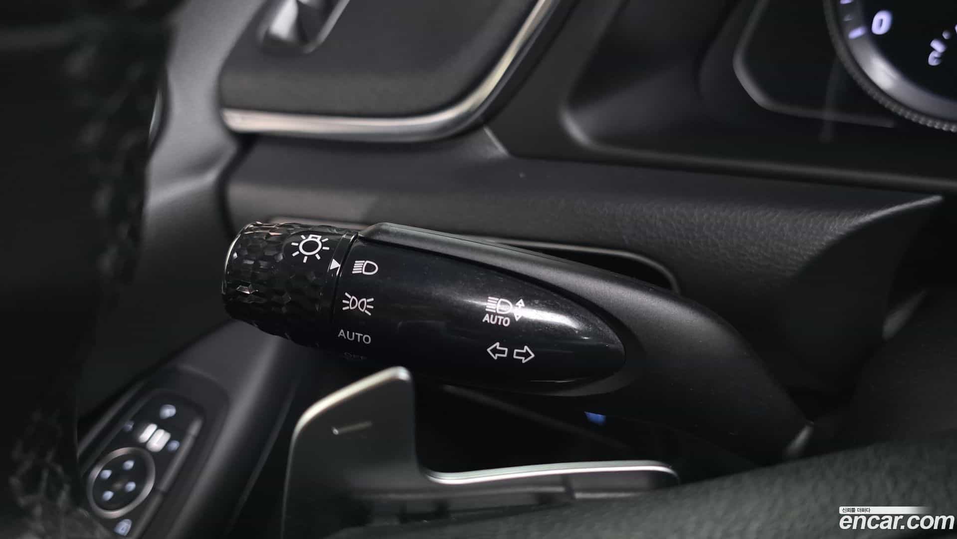Sonata Hyundai 2019.10-OPTION-022