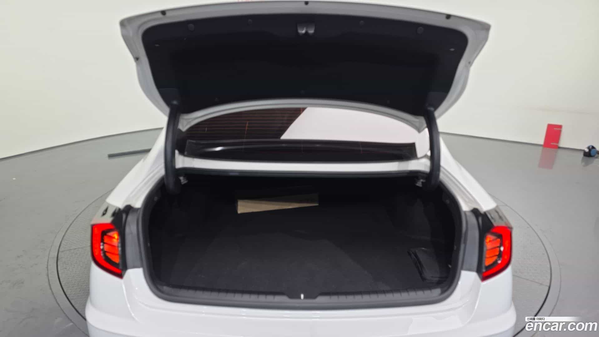 Sonata Hyundai 2019.10-OPTION-024