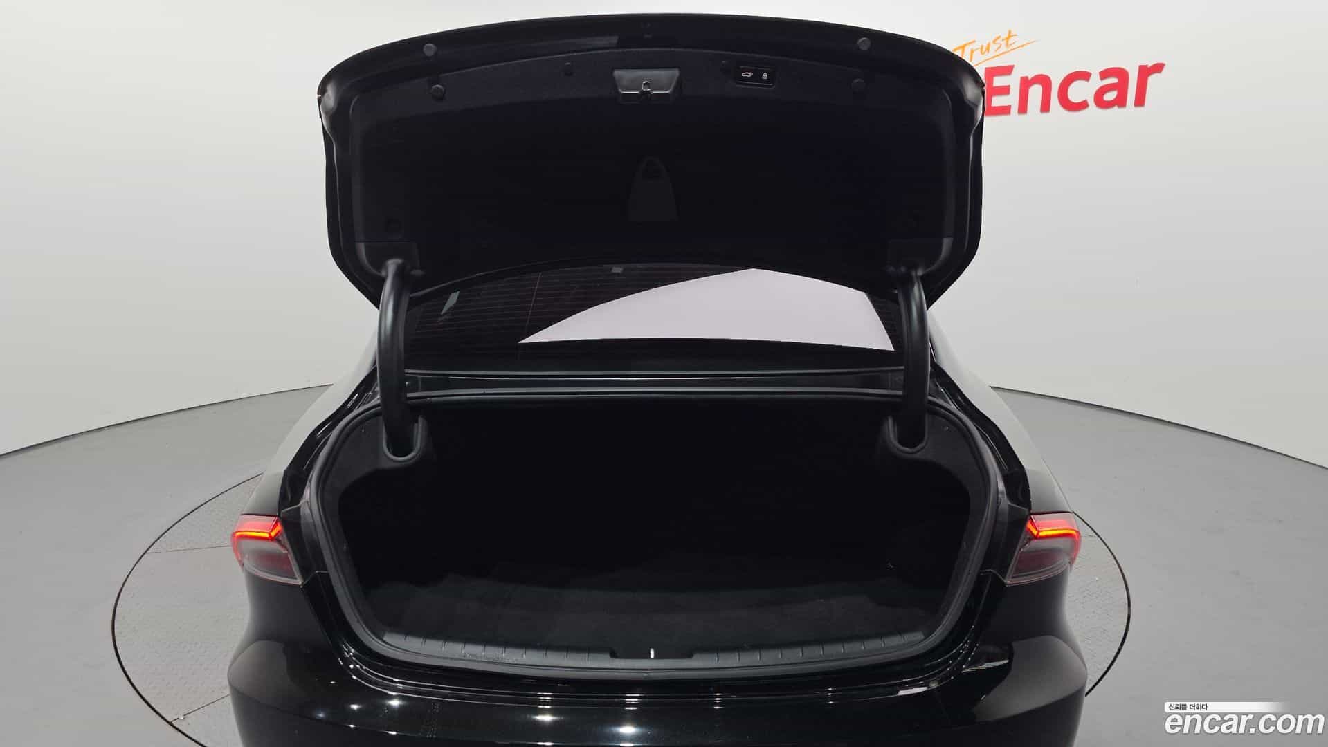 Grandeur Hyundai 2021.0-OPTION-024