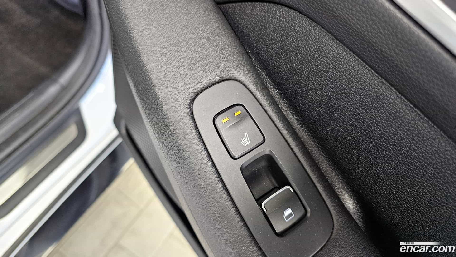 Sonata Hyundai 2019.3-OPTION-023