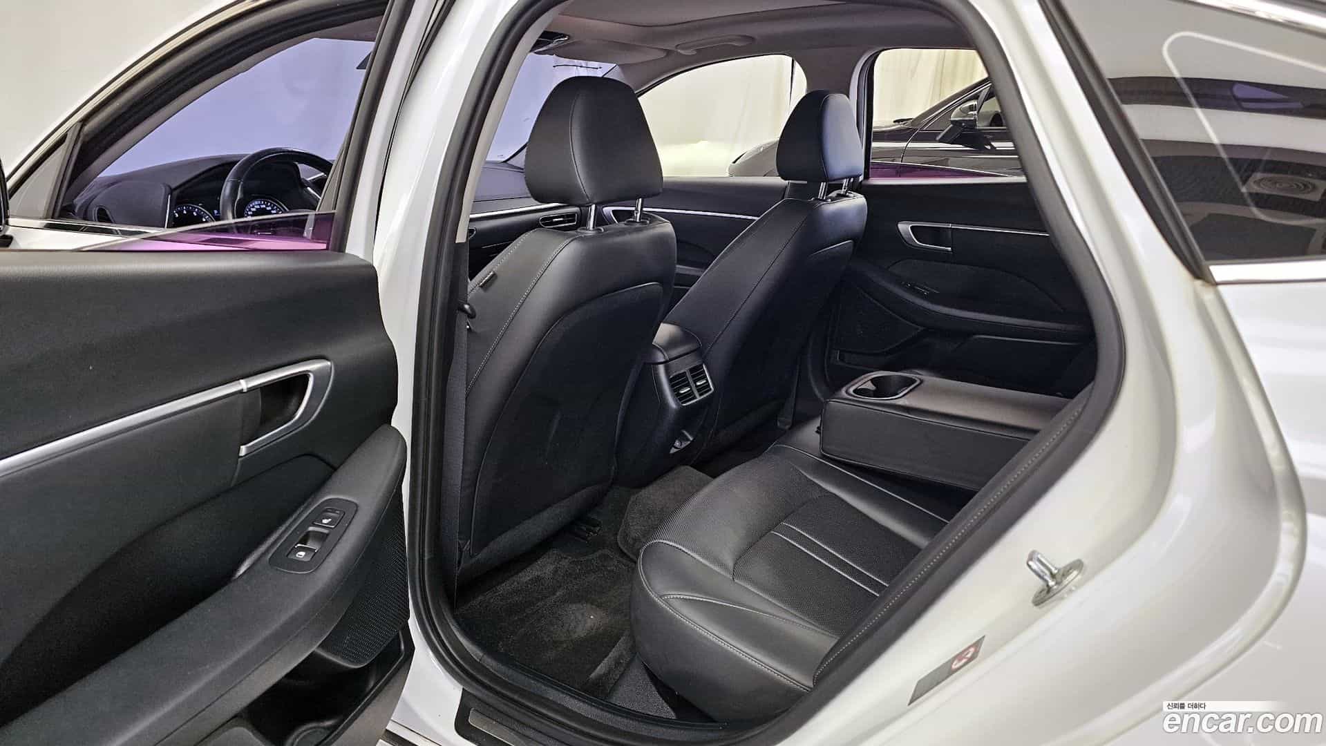 Sonata Hyundai 2019.3-INNER-036