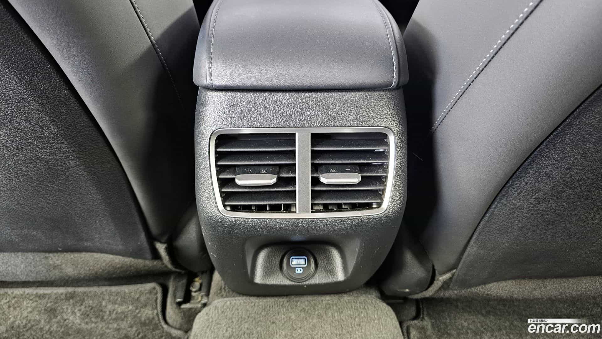 Sonata Hyundai 2019.3-OPTION-044