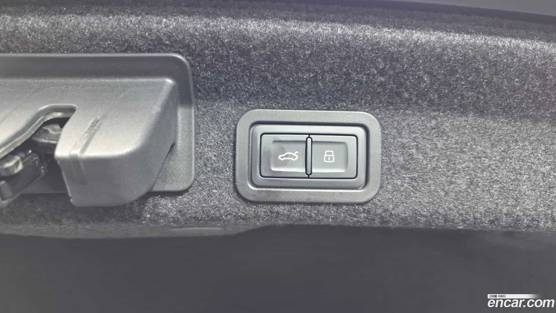 A6 Audi 2020.9-OPTION-051