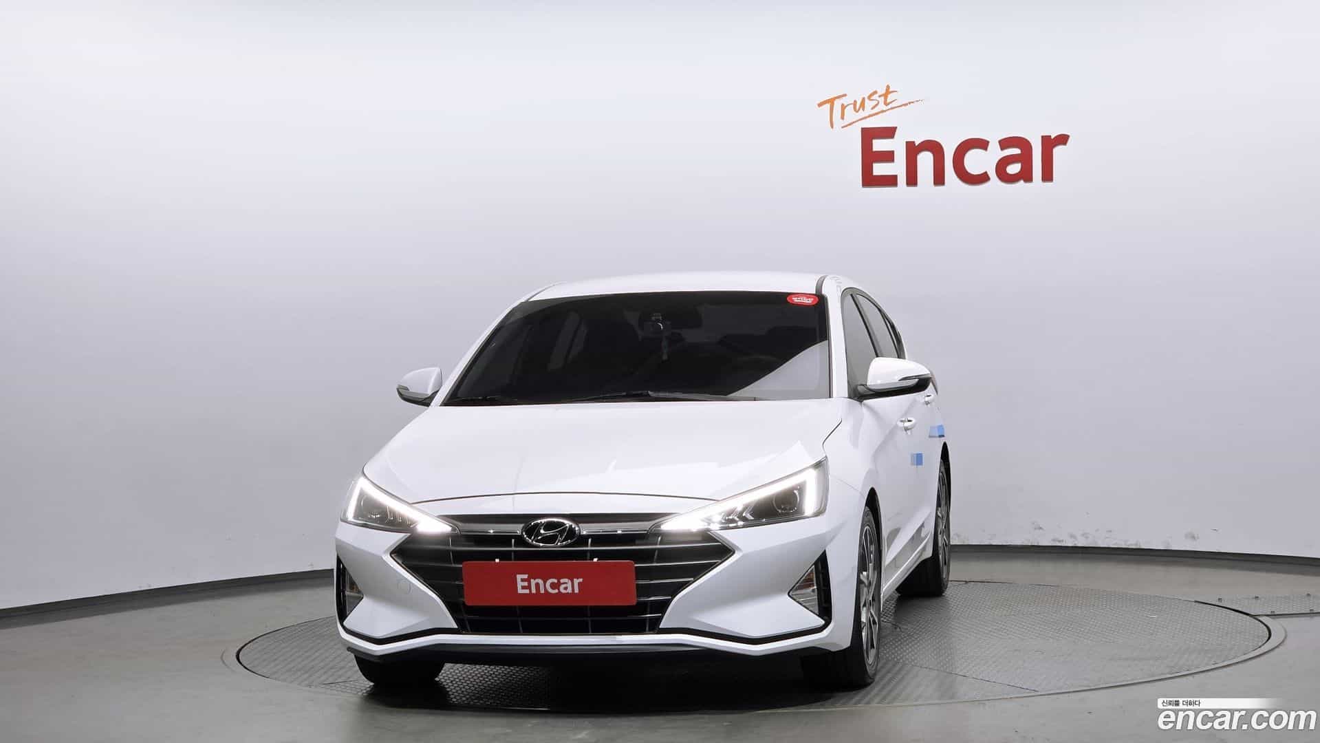 AVANTE Hyundai 2019.2-OUTER-003