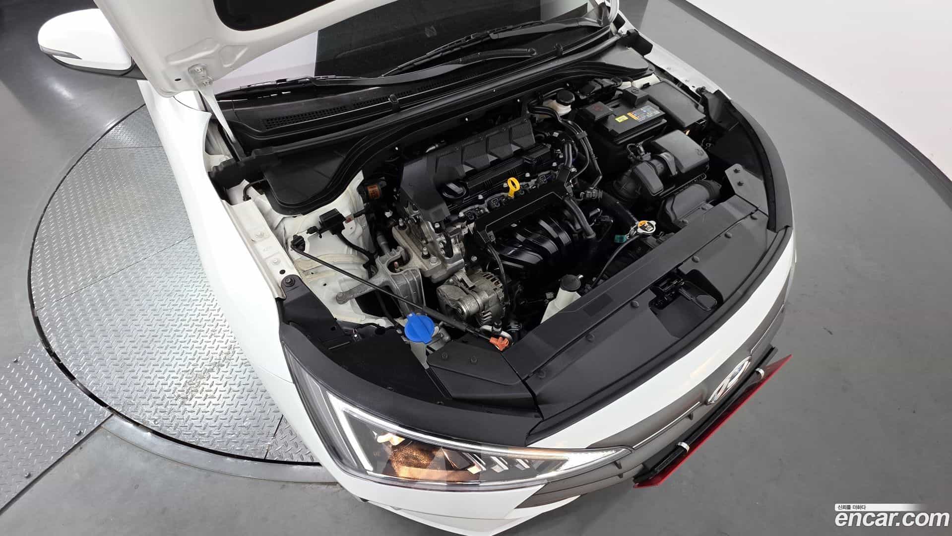 AVANTE Hyundai 2019.2-OUTER-006