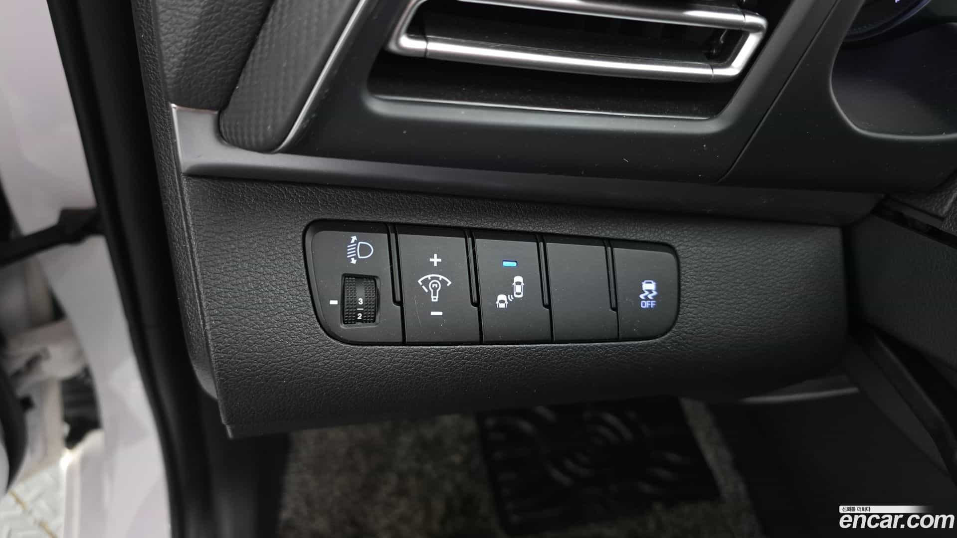 AVANTE Hyundai 2019.2-OPTION-021