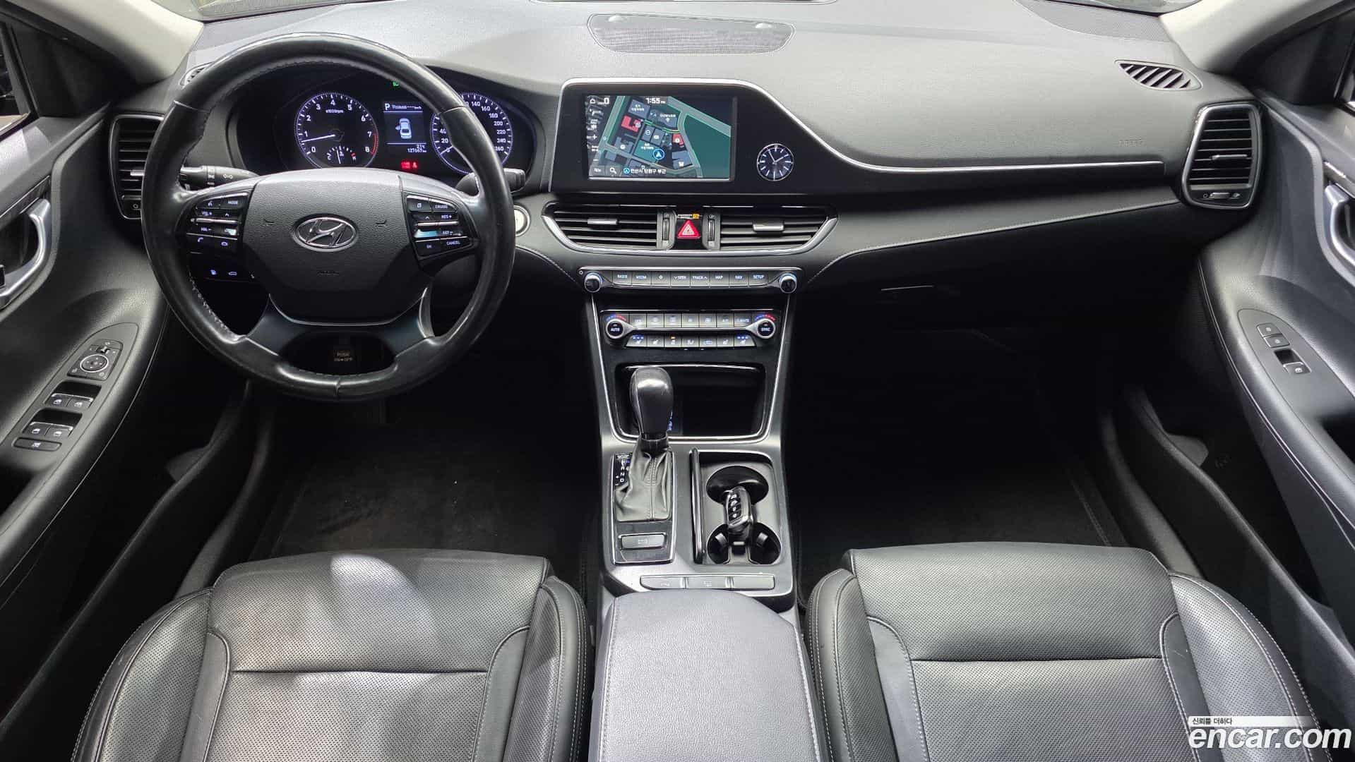Grandeur Hyundai 2018.10-INNER-007
