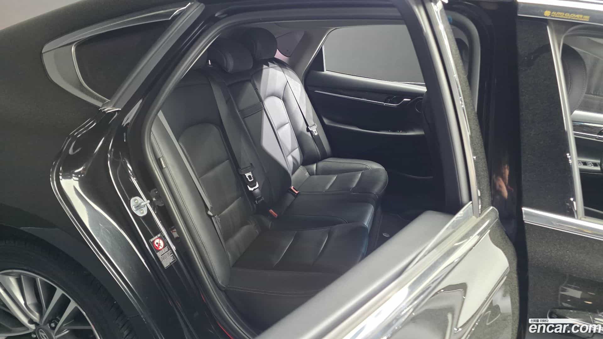 Grandeur Hyundai 2018.10-OPTION-016