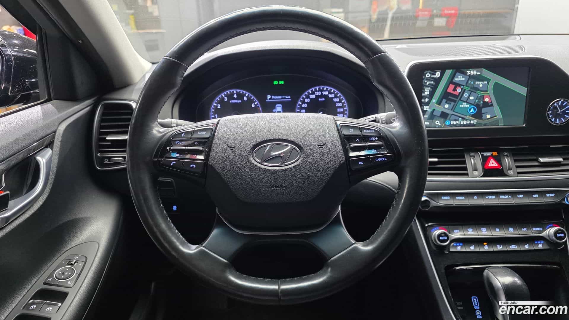 Grandeur Hyundai 2018.10-OPTION-019