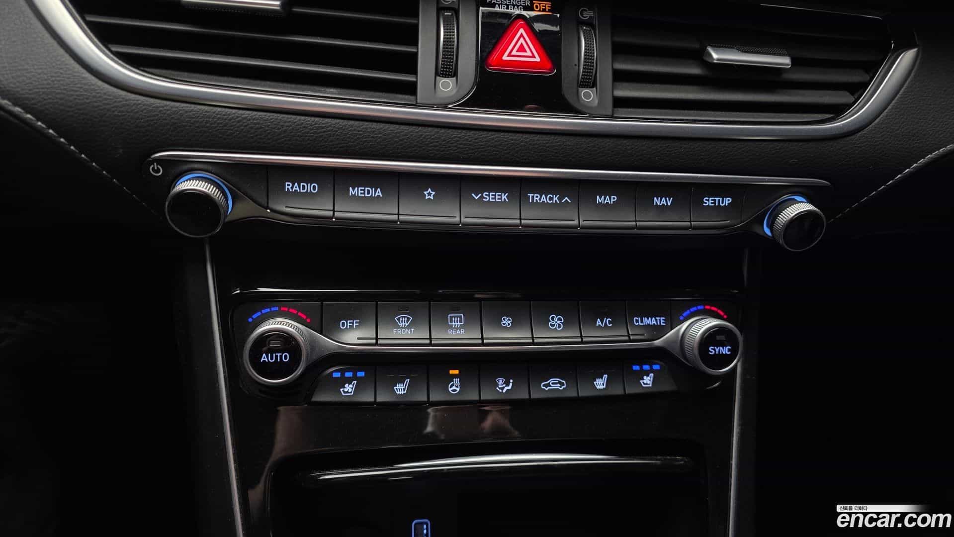 Grandeur Hyundai 2018.10-OPTION-044