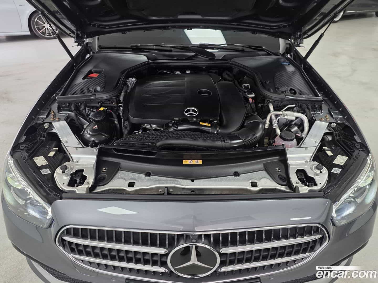 E-Class Mercedes-Benz 2022.2-OUTER-006