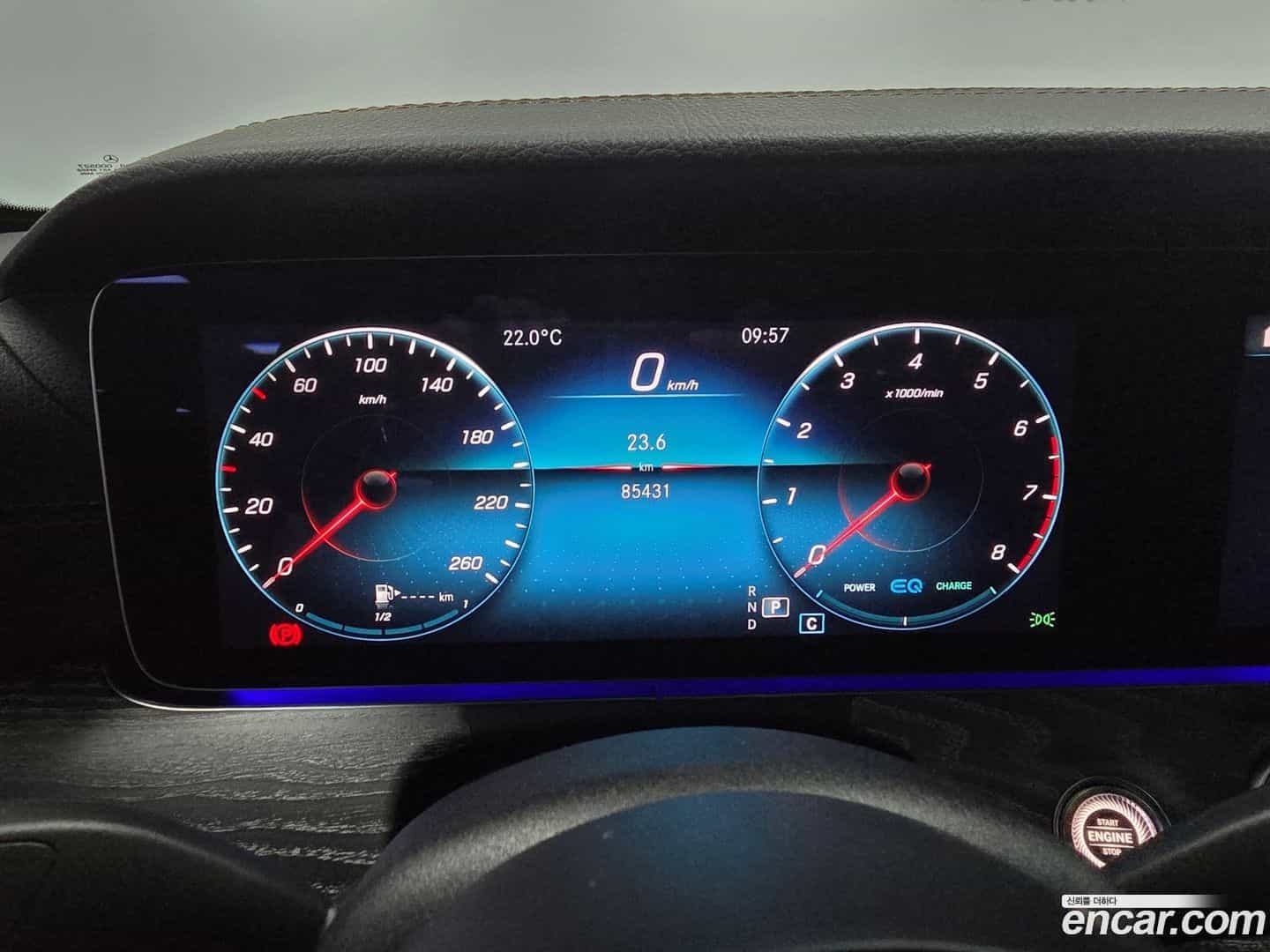 E-Class Mercedes-Benz 2022.2-INNER-008