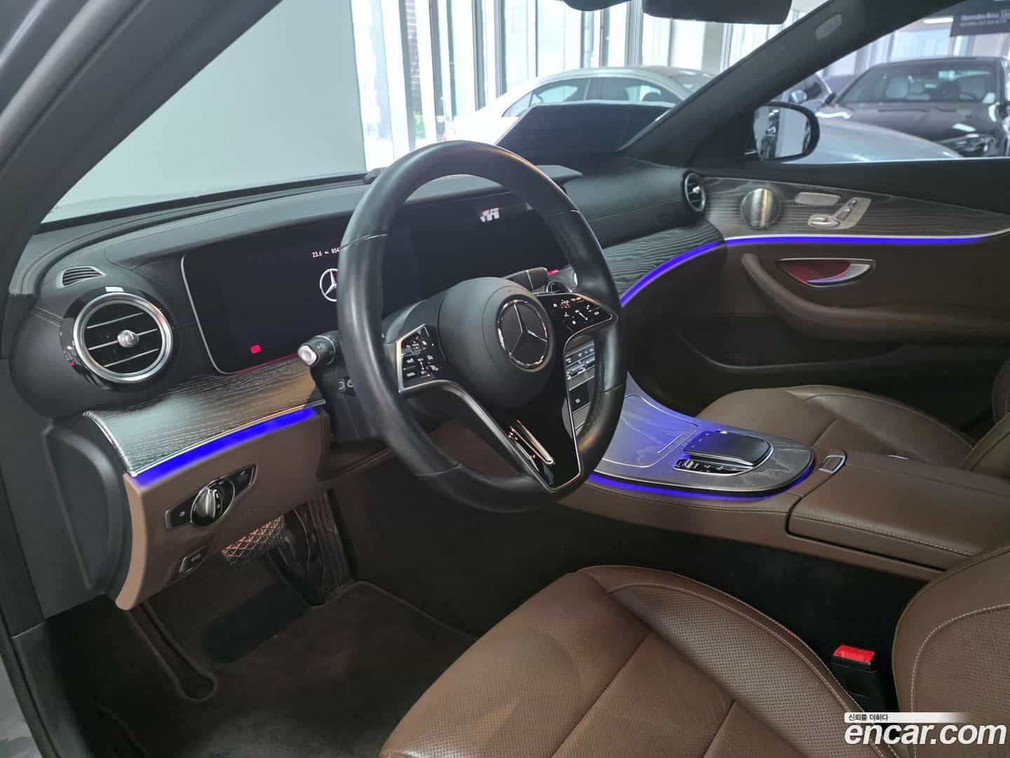 E-Class Mercedes-Benz 2022.2-INNER-009
