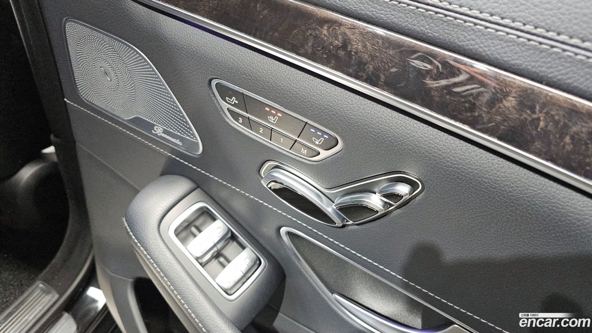 Main__Slider__Photo:S-Class Mercedes-Benz 2016.5-18