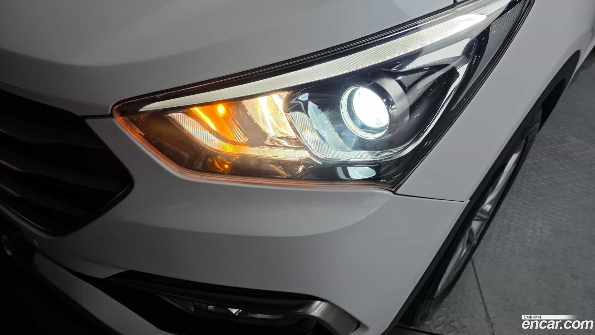 Santafe Hyundai 2016.4-OUTER-032