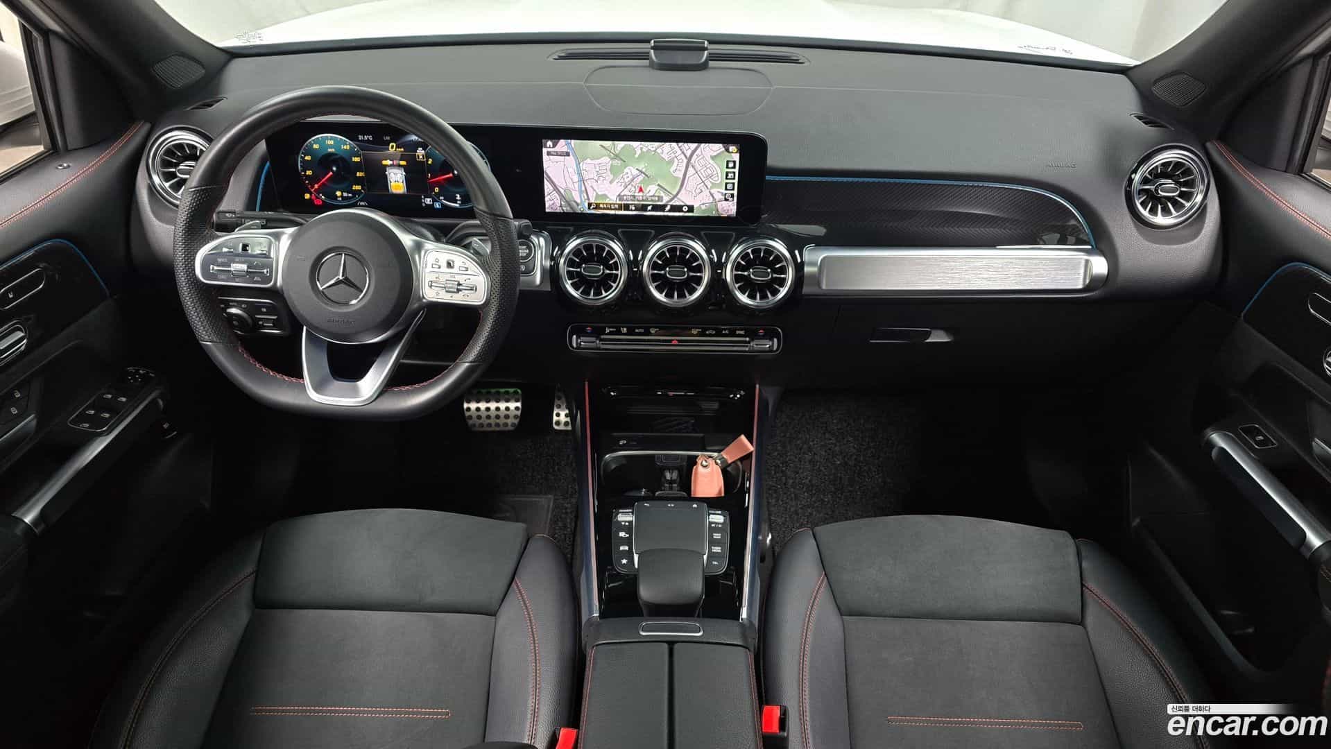 GLB-Class Mercedes-Benz 2021.9-INNER-007