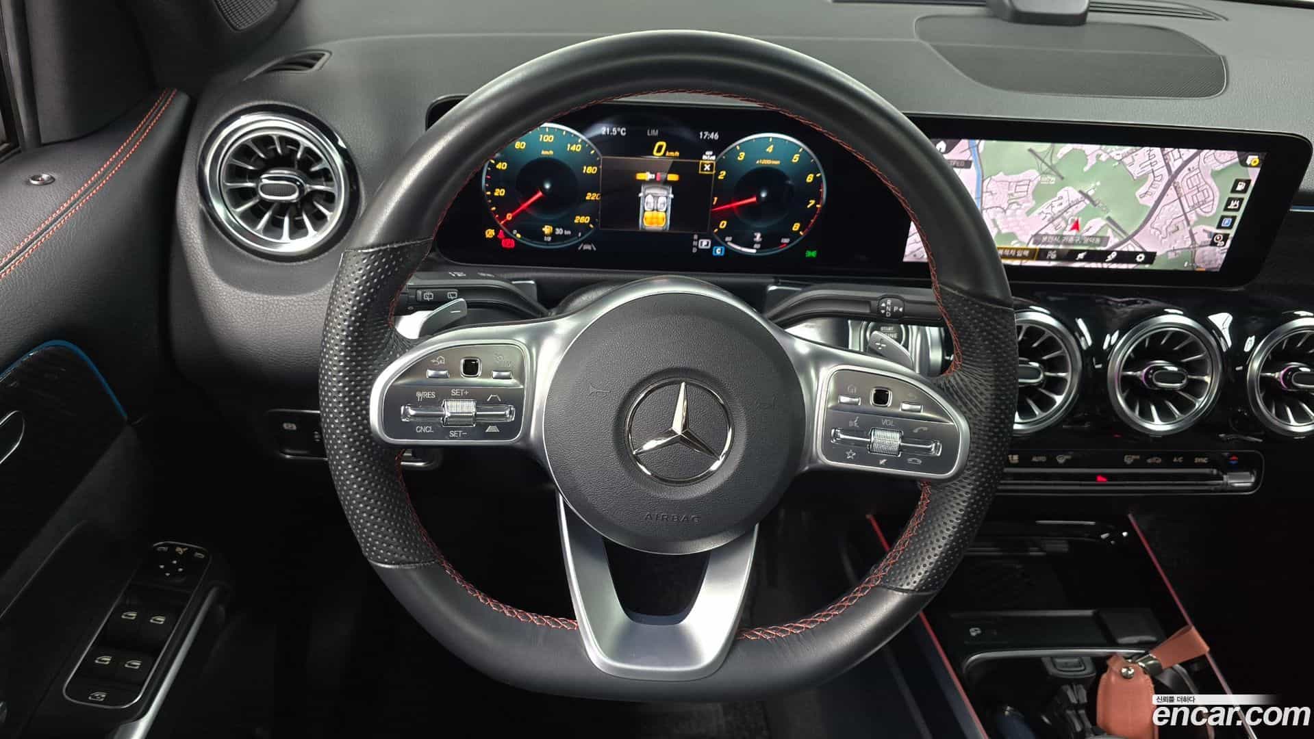 GLB-Class Mercedes-Benz 2021.9-OPTION-016