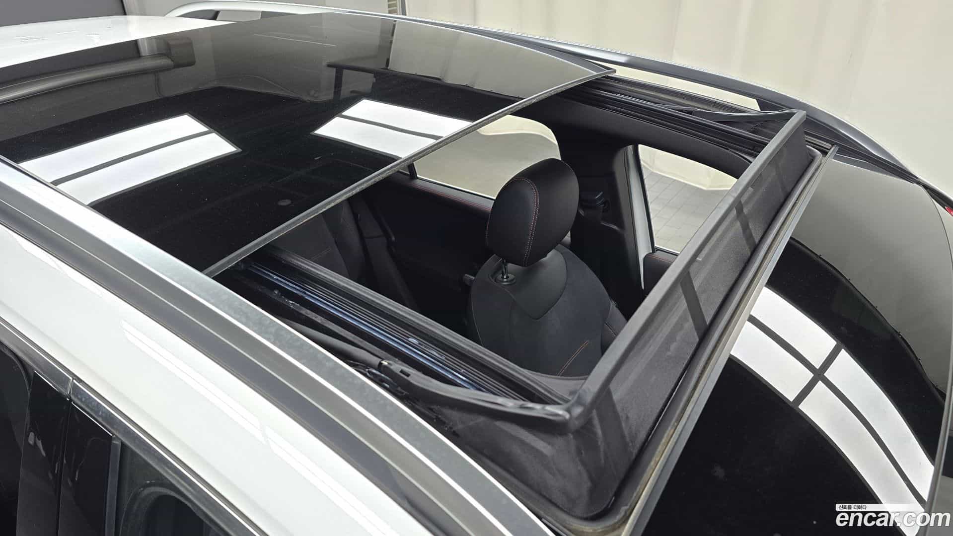 GLB-Class Mercedes-Benz 2021.9-OPTION-023