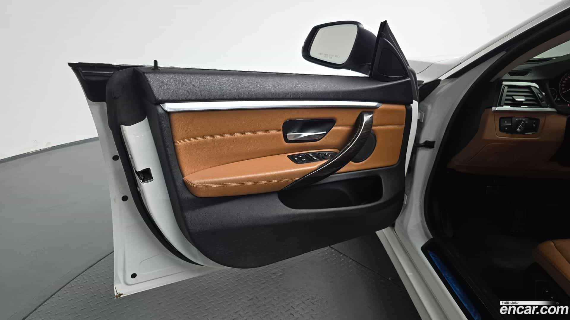 4-Series BMW 2015.7-INNER-034