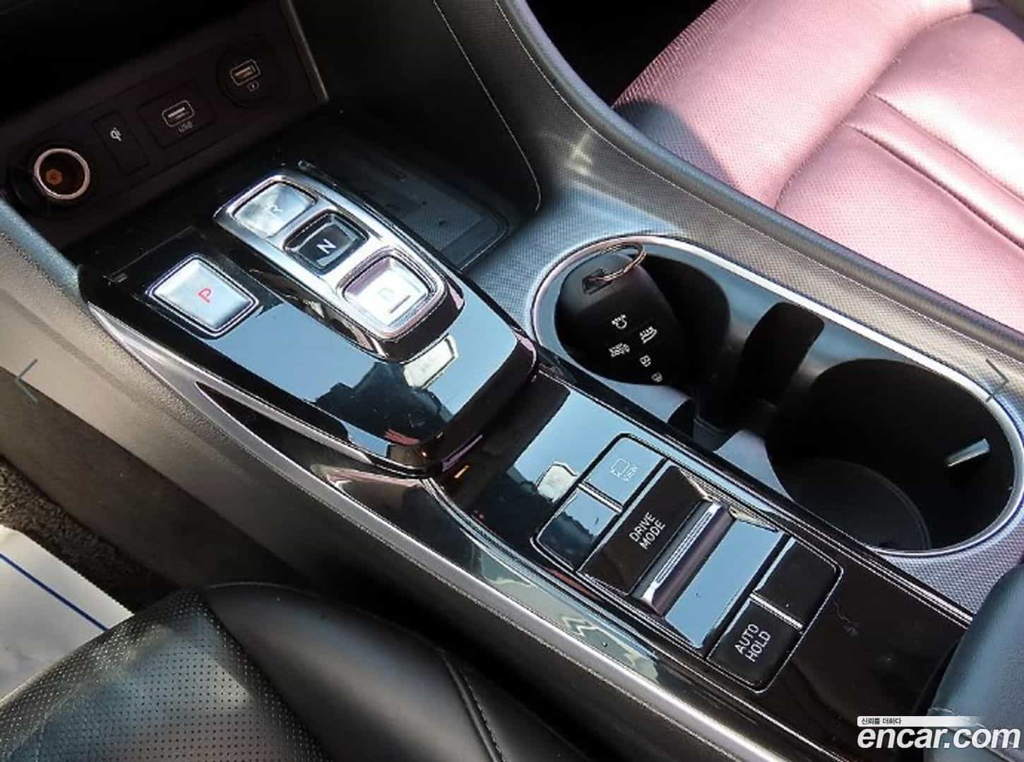 Sonata Hyundai 2019.4-OPTION-015
