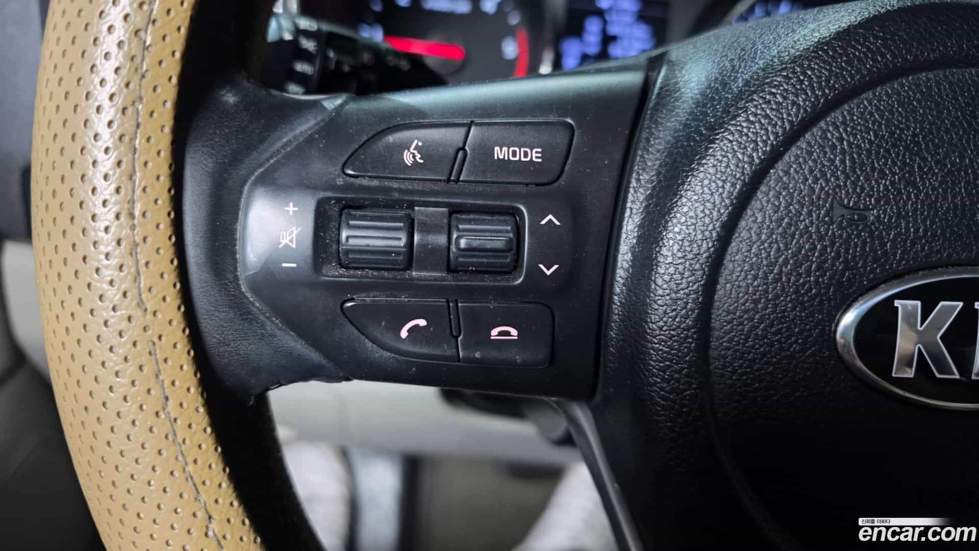 Canival Kia 2019.1-OPTION-044
