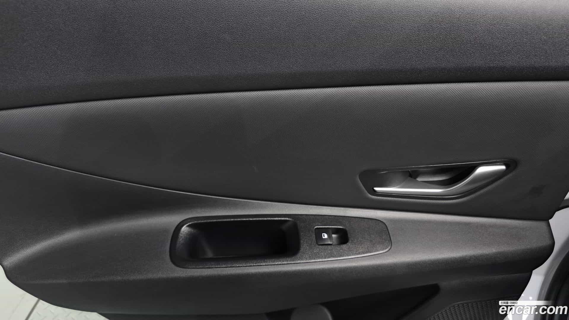 AVANTE Hyundai 2021.3-INNER-035