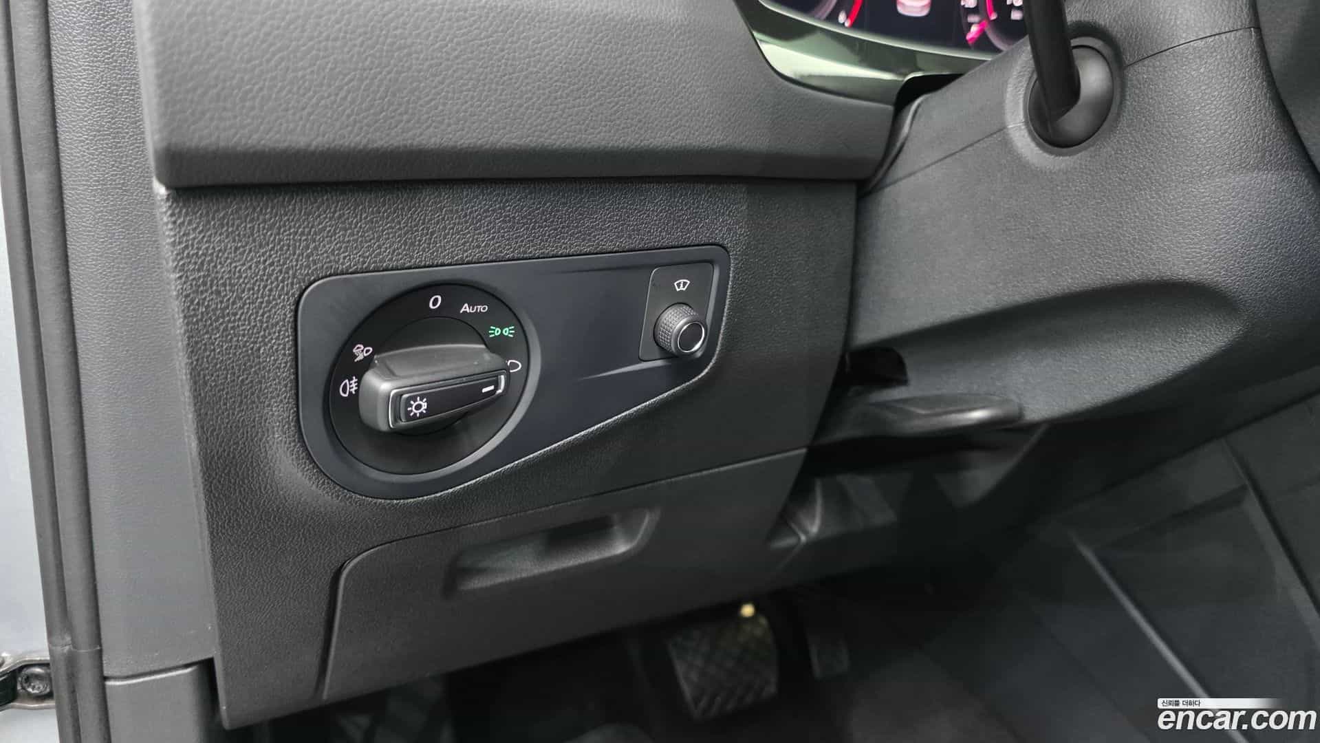 Tiguan Volkswagen 2023.11-OPTION-043
