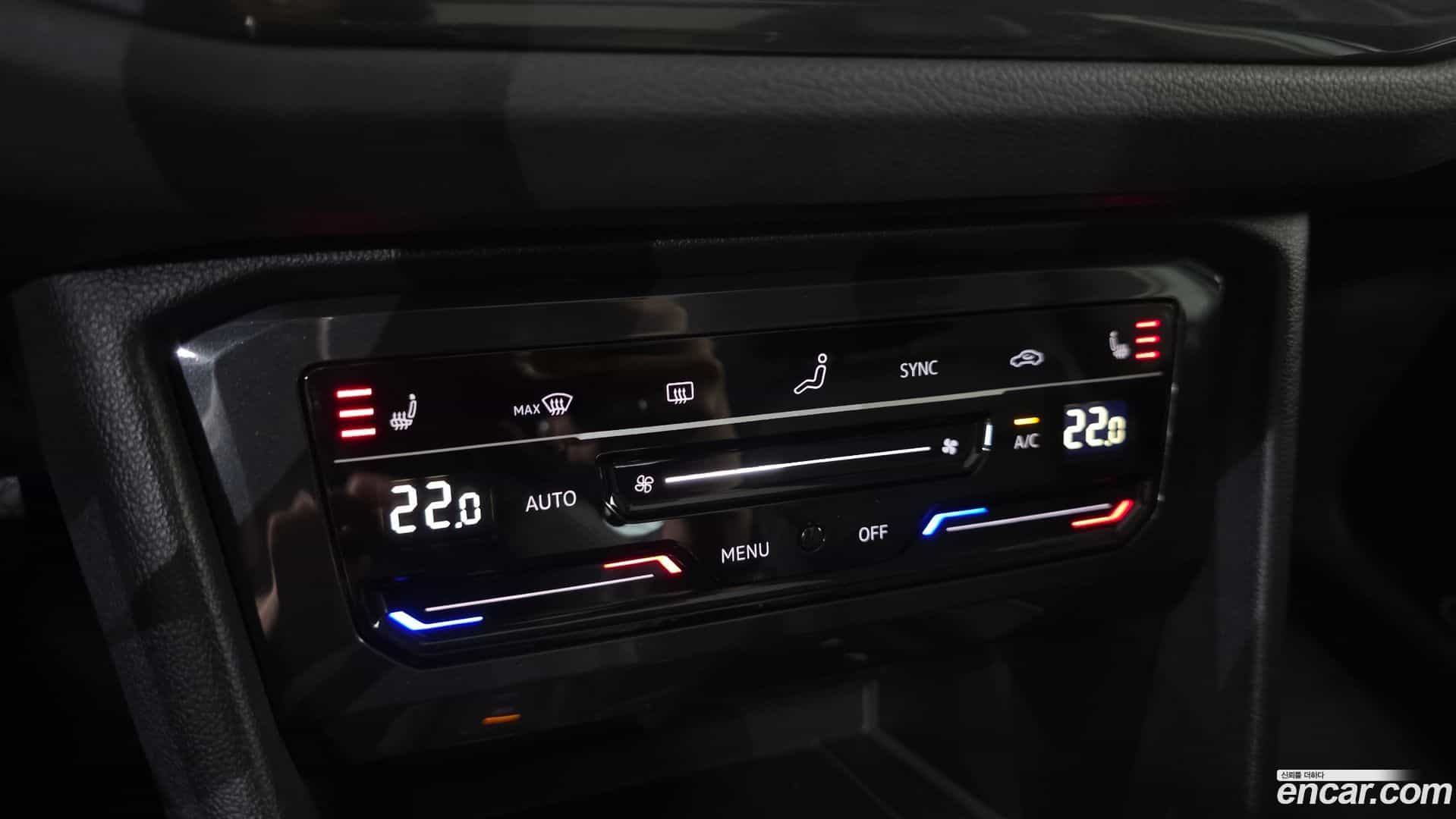 Tiguan Volkswagen 2023.11-OPTION-044