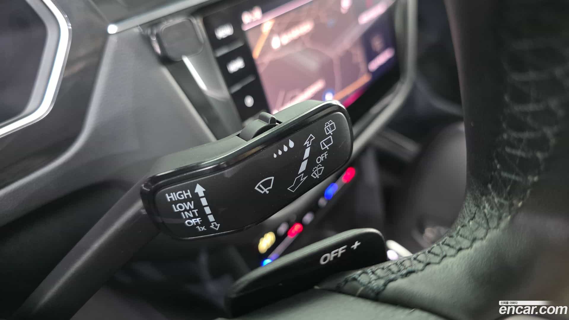 Tiguan Volkswagen 2023.11-OPTION-049