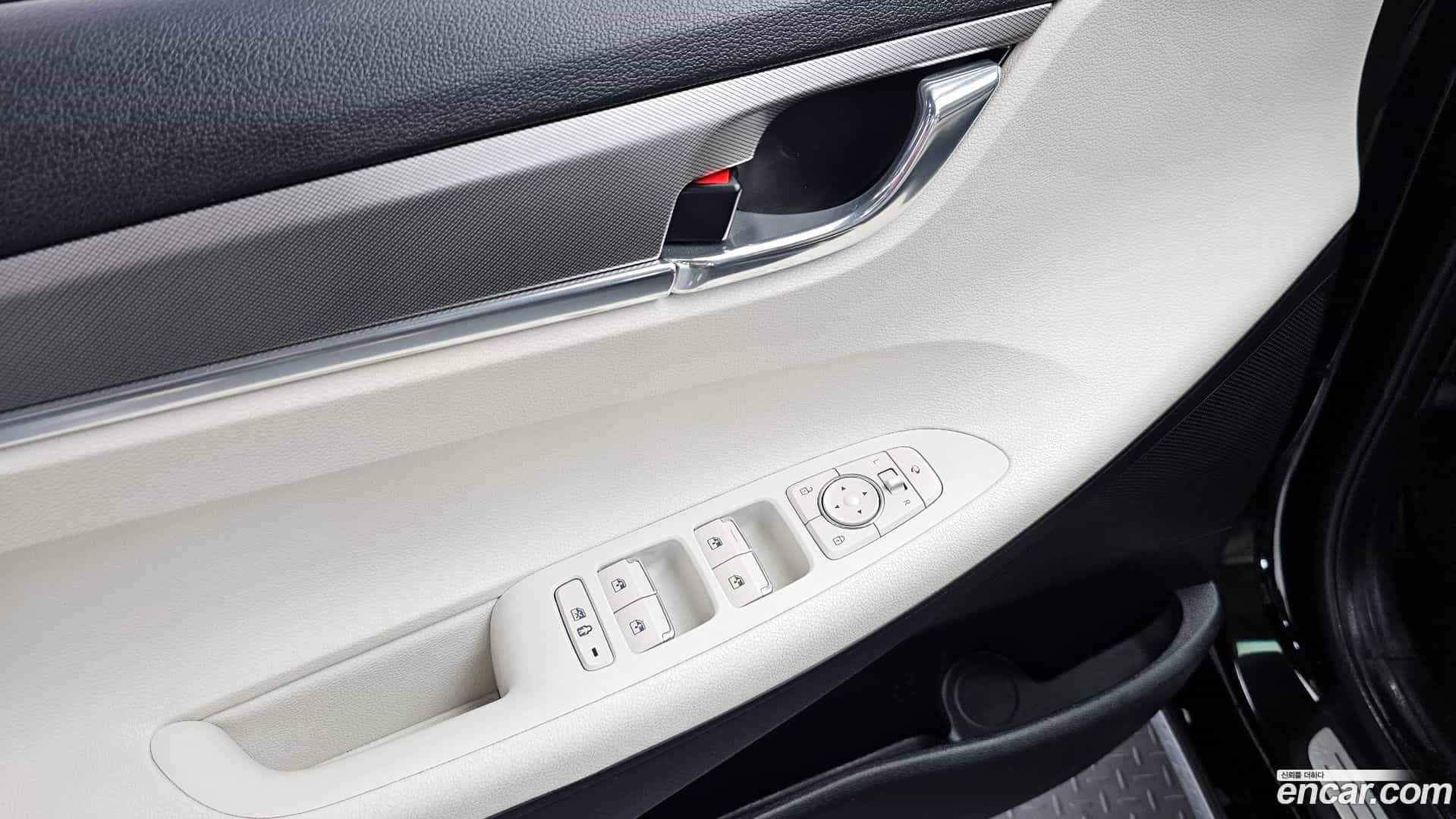 Grandeur Hyundai 2022.3-OPTION-024