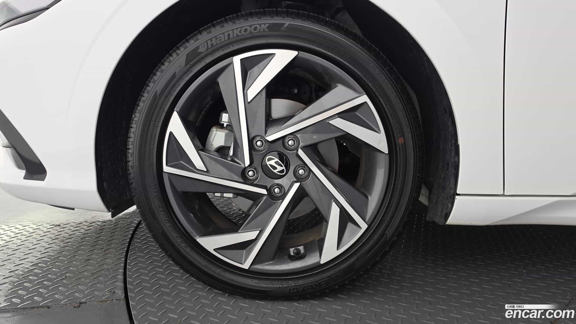 AVANTE Hyundai 2023.9-OUTER-005
