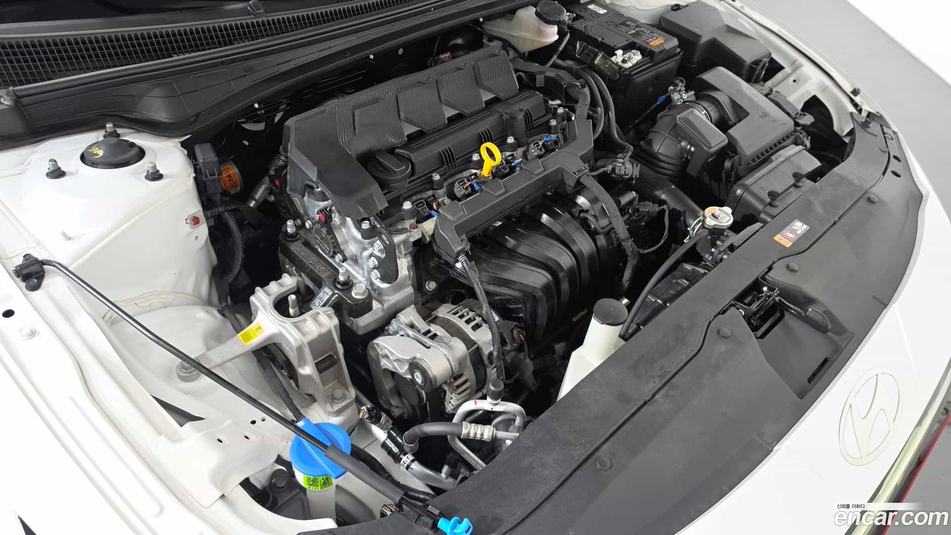 AVANTE Hyundai 2023.9-OUTER-006