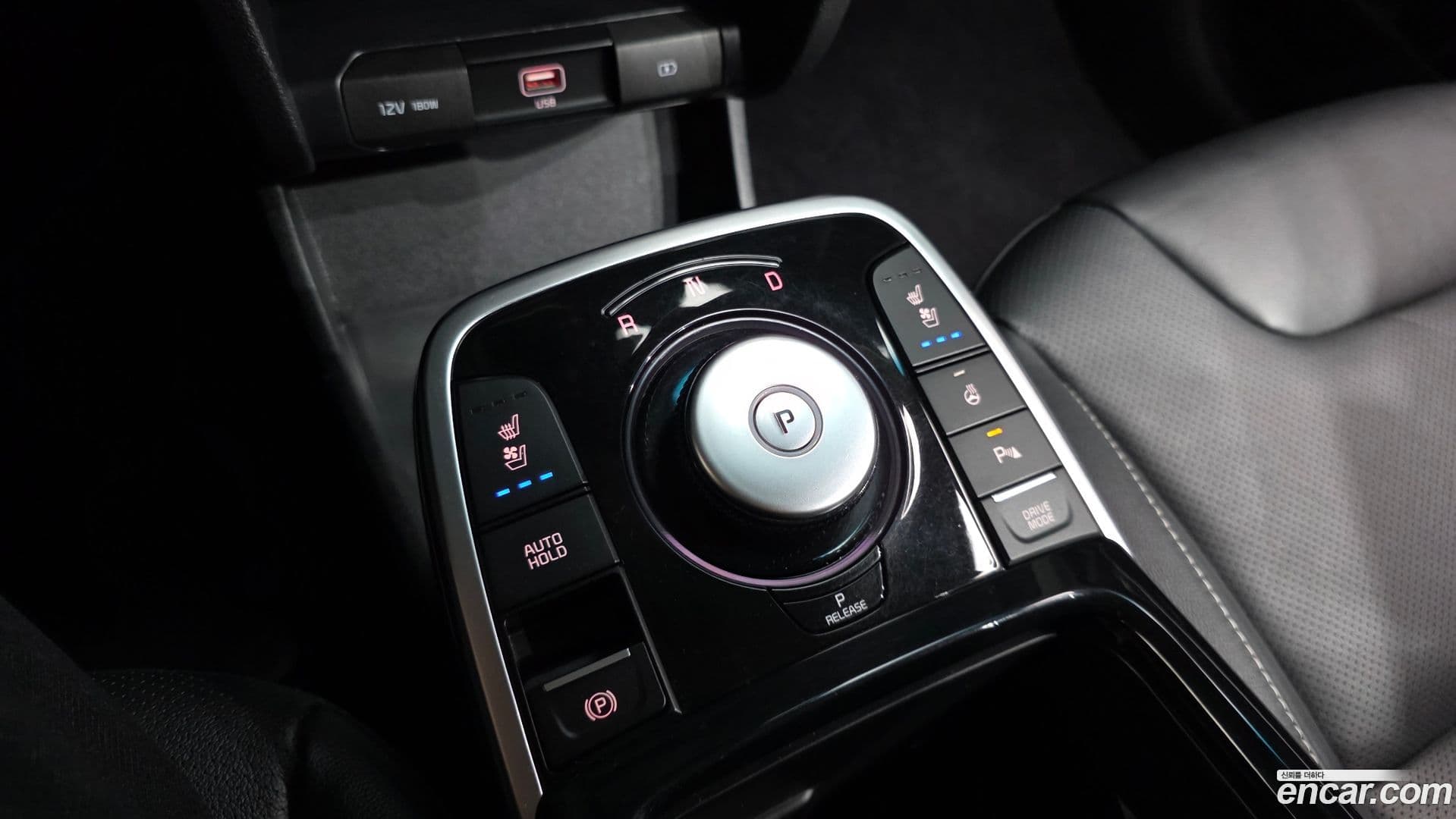 Main__Slider__Photo:Niro Kia 2022.1-8