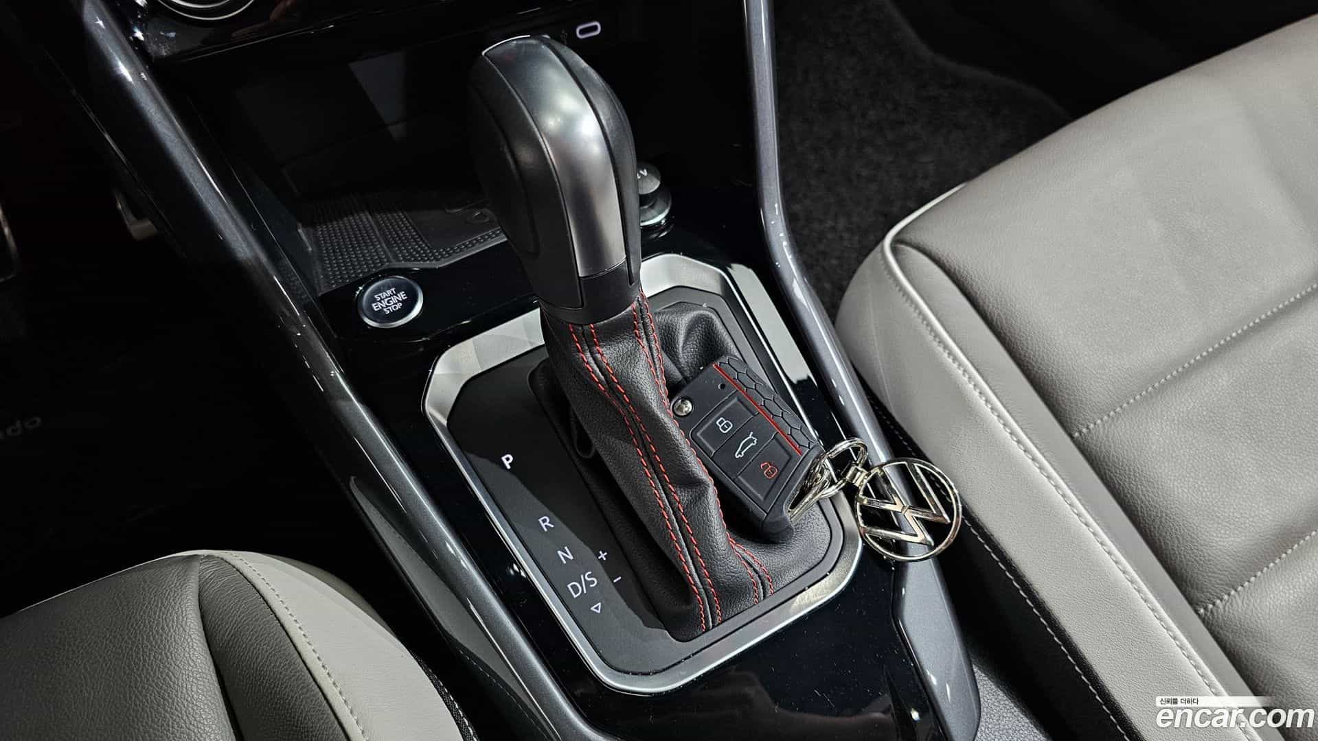 T-Roc Volkswagen 2022.1-INNER-009