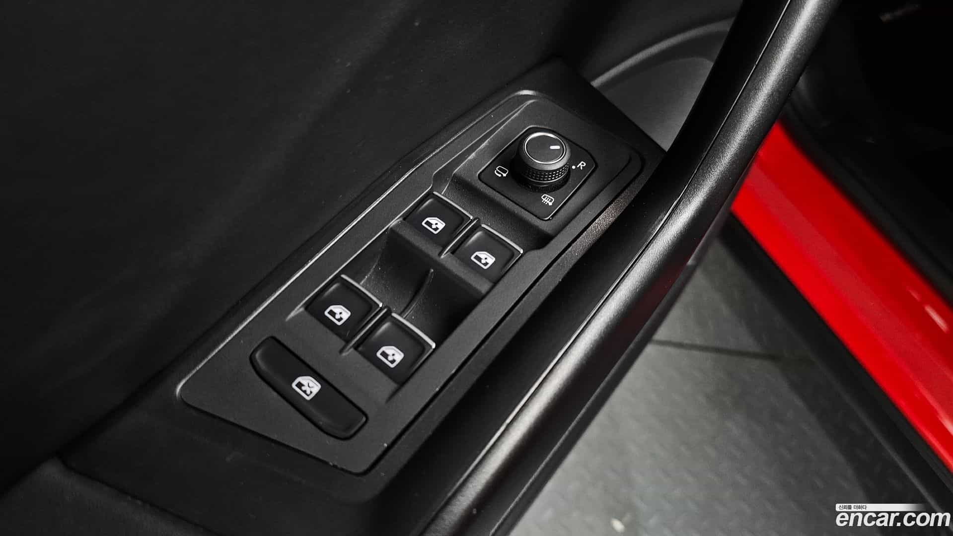 T-Roc Volkswagen 2022.1-OPTION-041