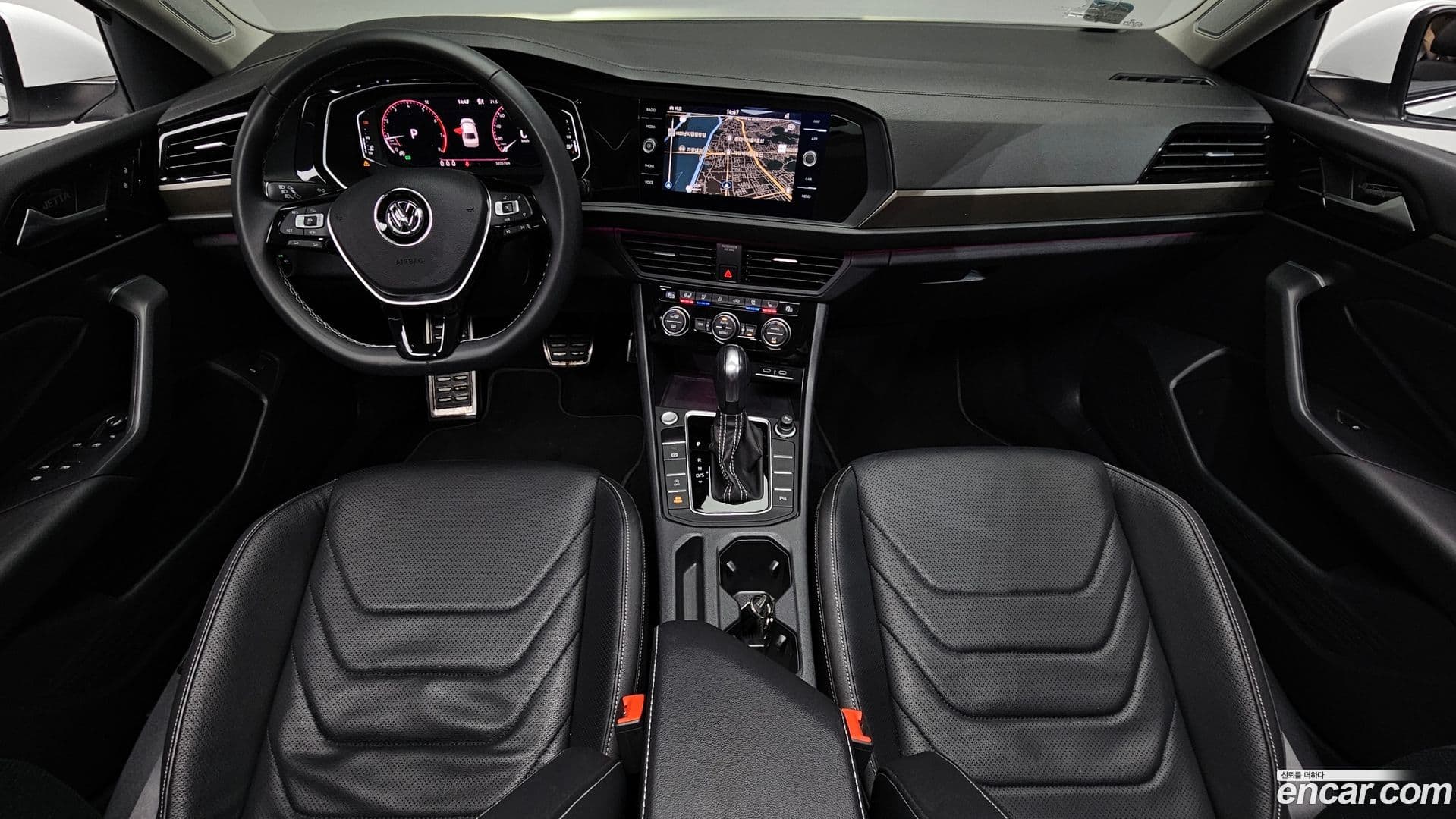 Main__Slider__Photo:Jetta Volkswagen 2021.10-6