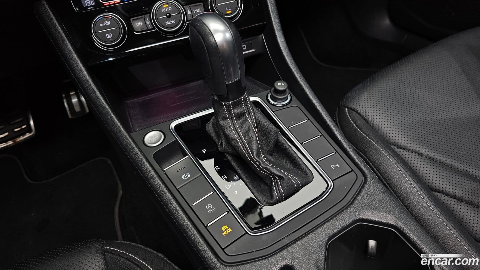 Main__Slider__Photo:Jetta Volkswagen 2021.10-8