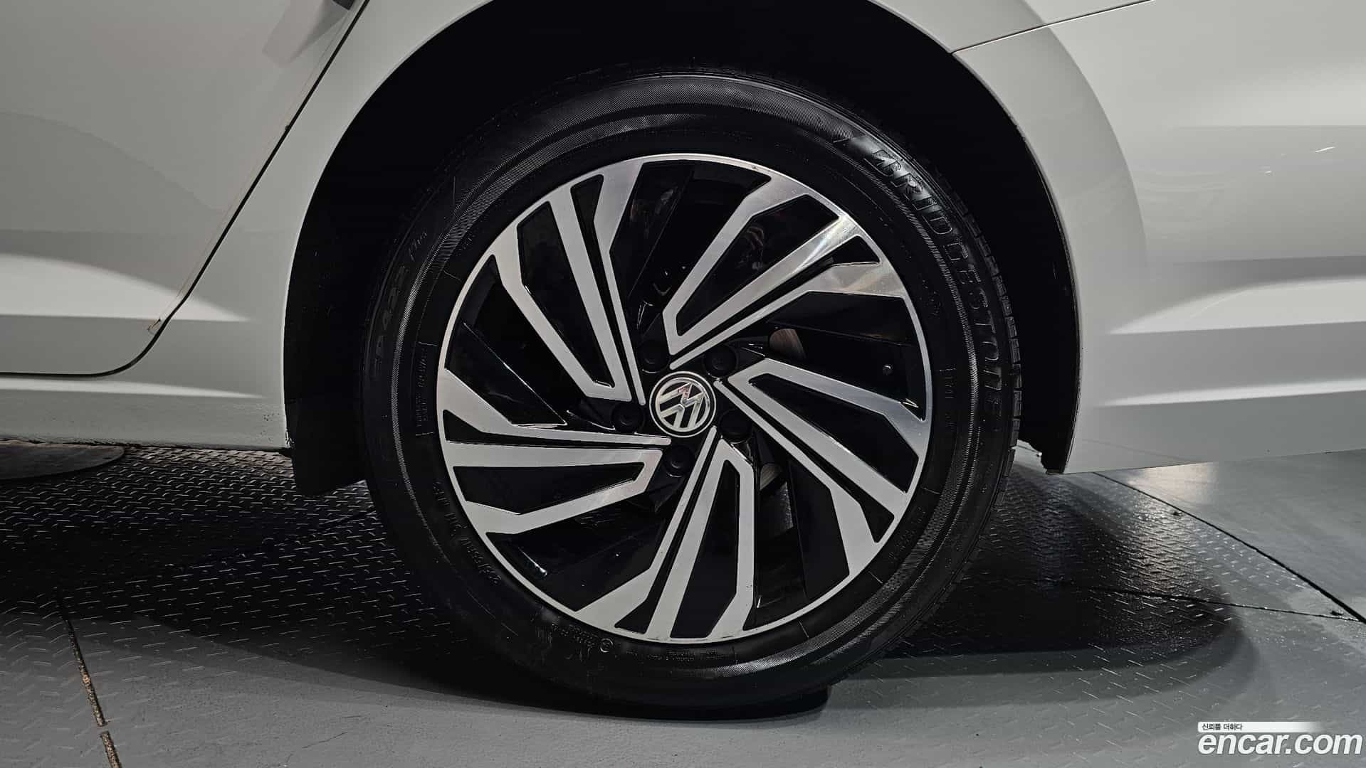 Jetta Volkswagen 2021.10-OUTER-031