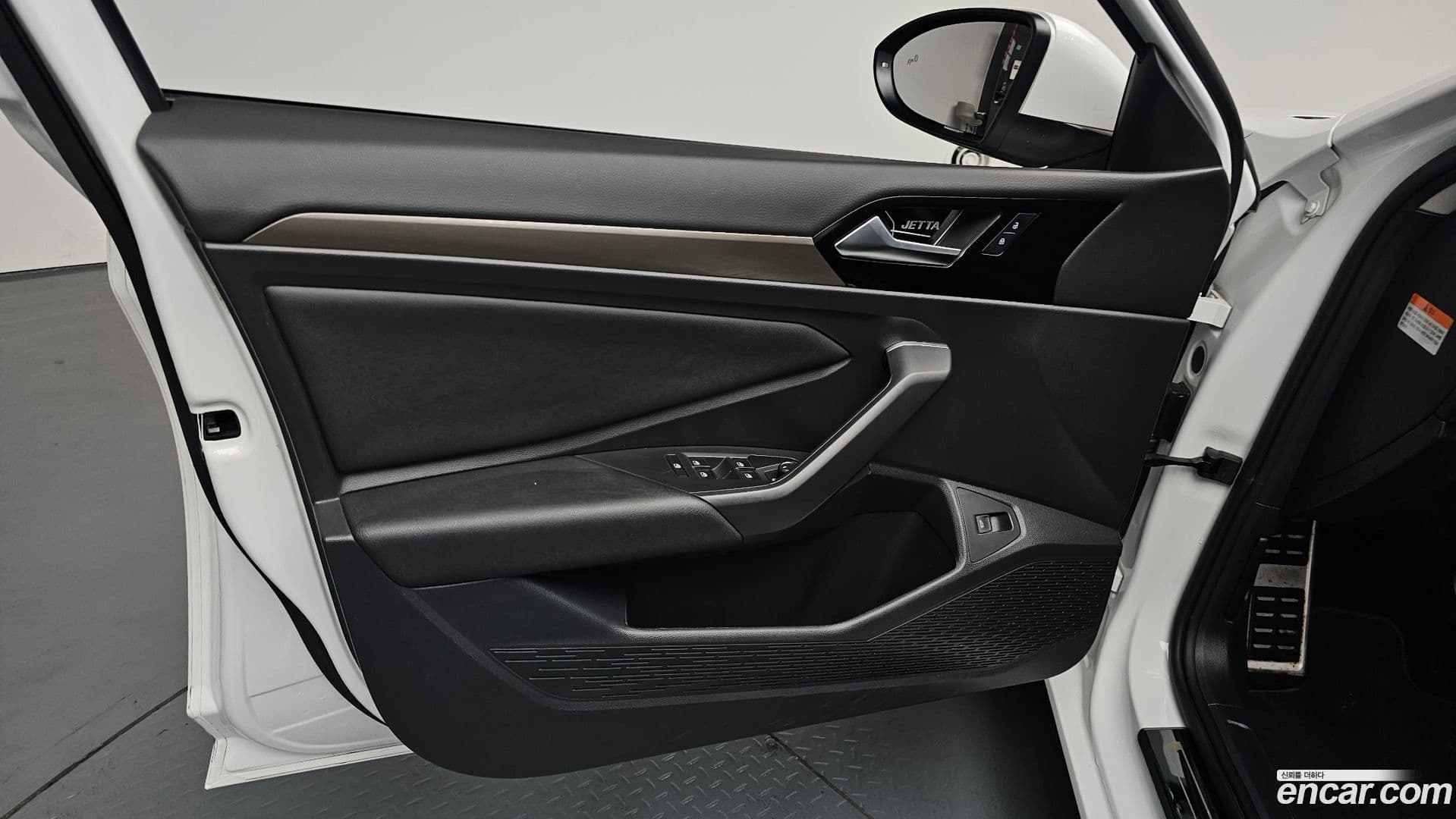Main__Slider__Photo:Jetta Volkswagen 2021.10-23