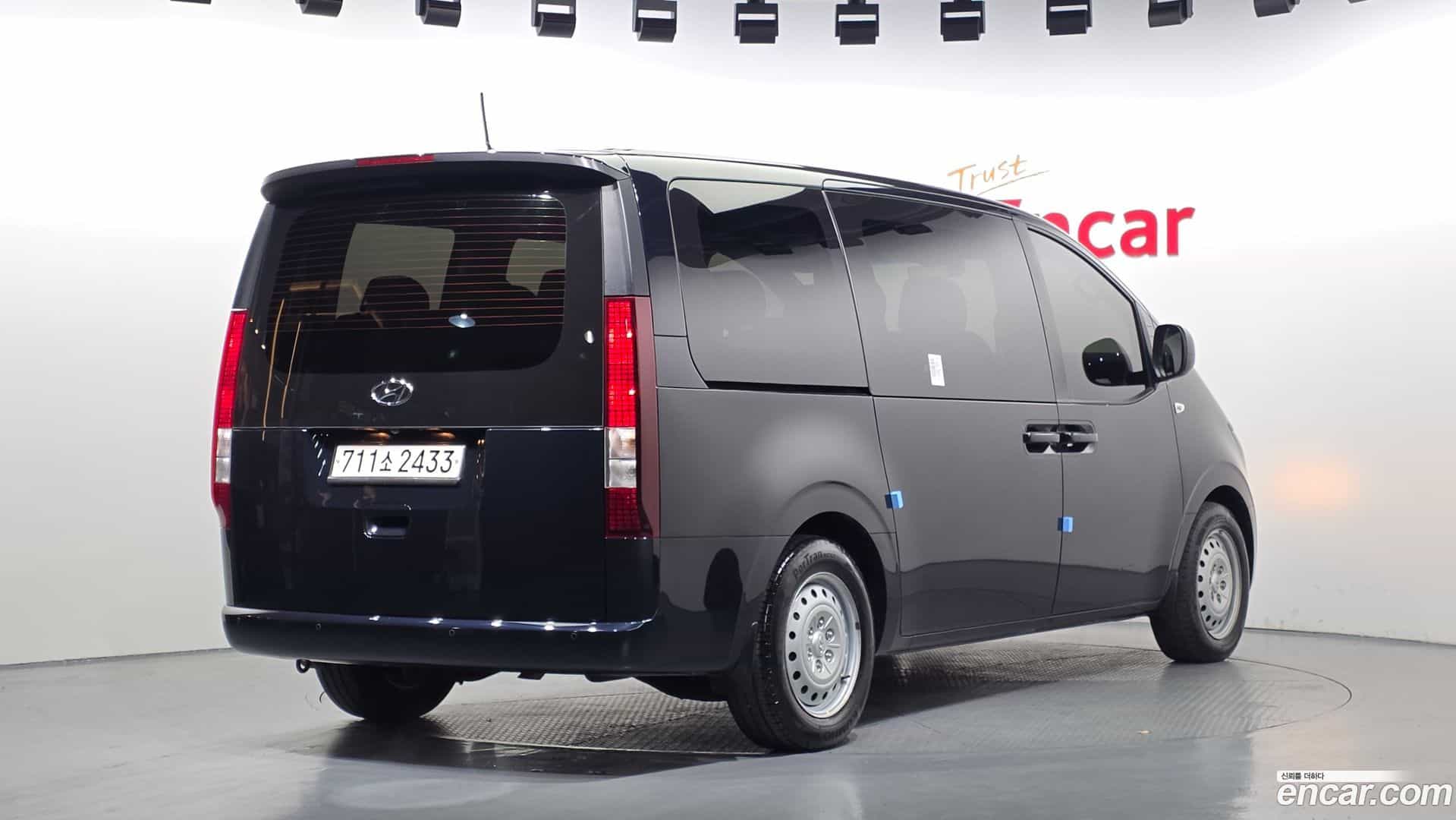 Staria Hyundai 2023.3-OUTER-002