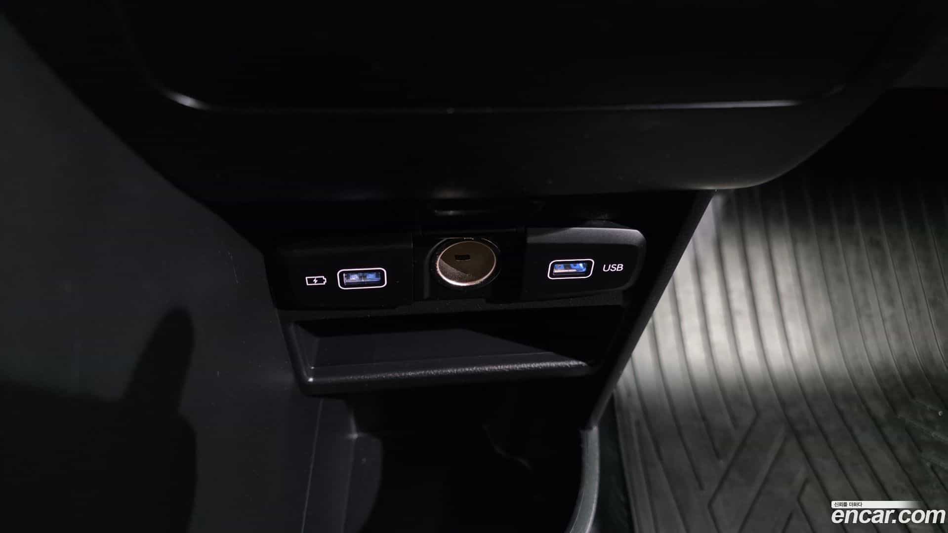 Staria Hyundai 2023.3-OPTION-017