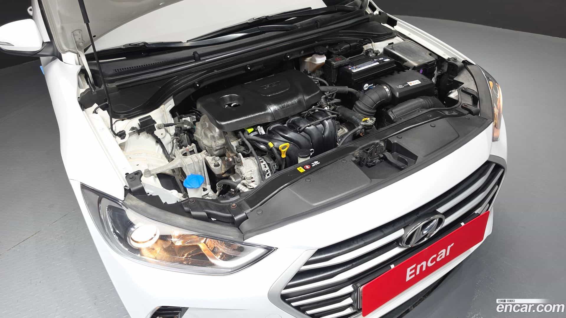 AVANTE Hyundai 2018.8-OUTER-006