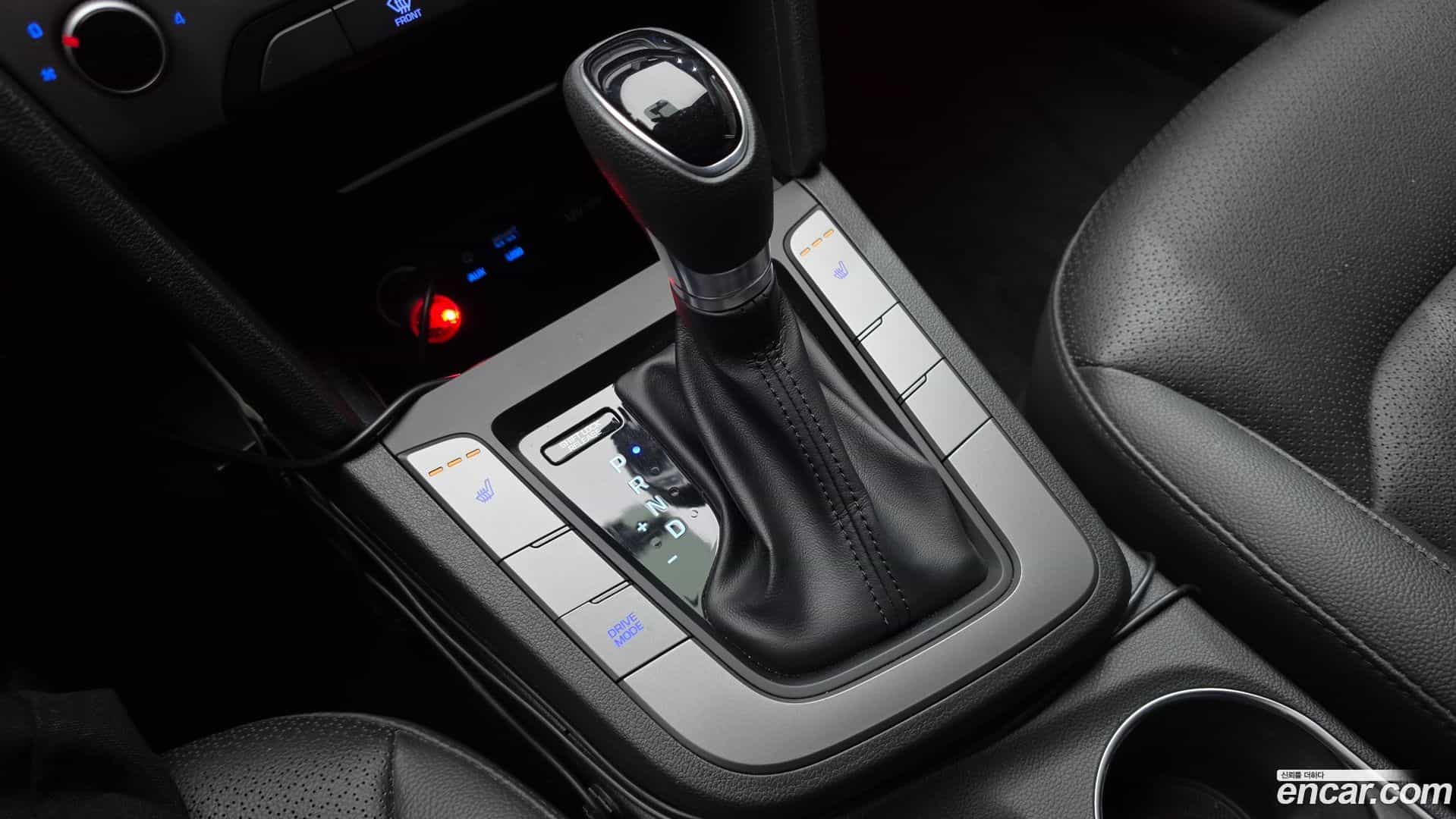 AVANTE Hyundai 2018.8-INNER-009